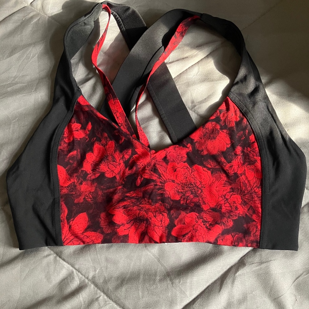 Lululemon Carmine True Floral Red and Black Women's Sports Bra